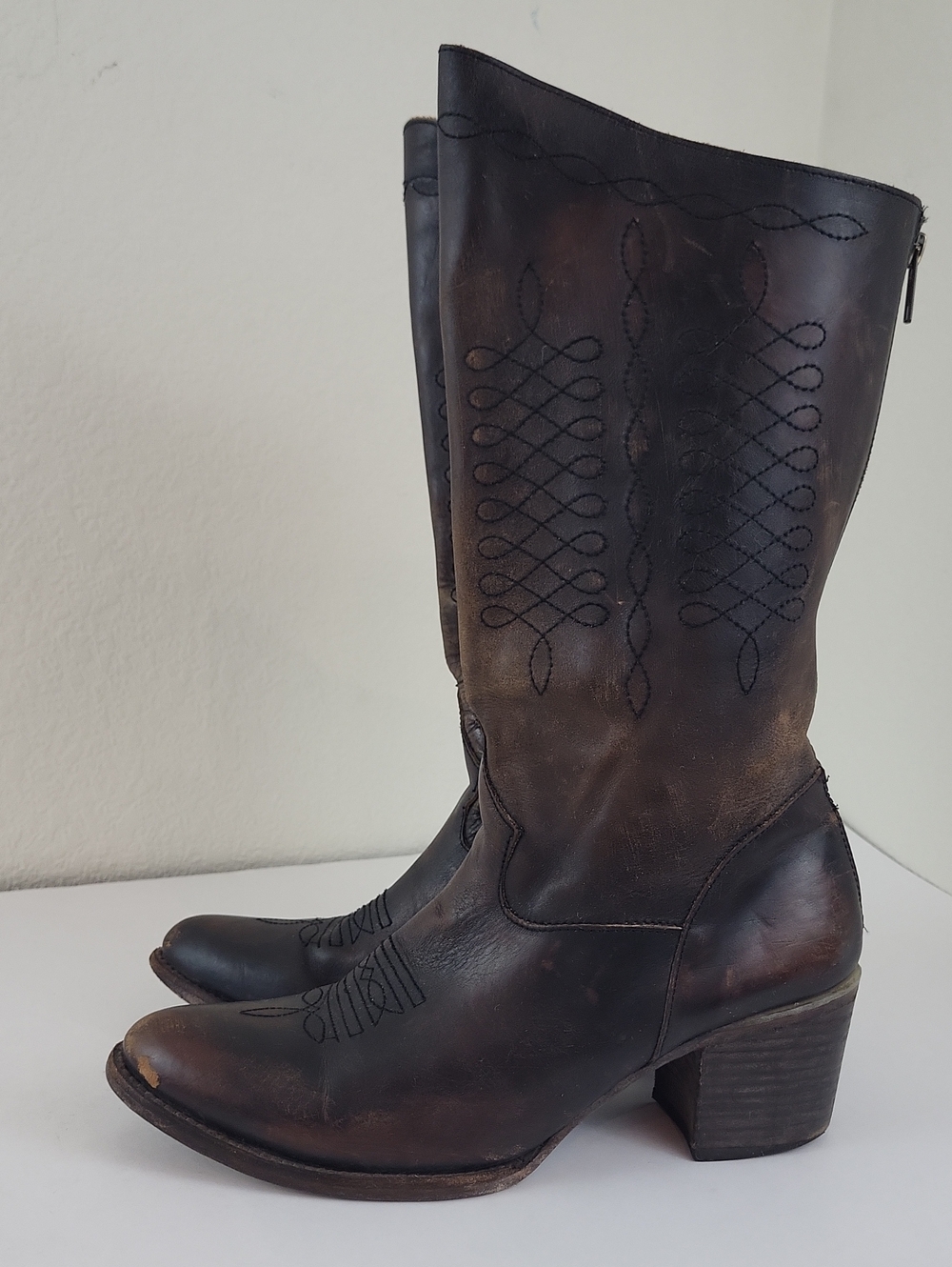 Women's Freebird Shawna Boots Brown Distressed Size 12 *read*